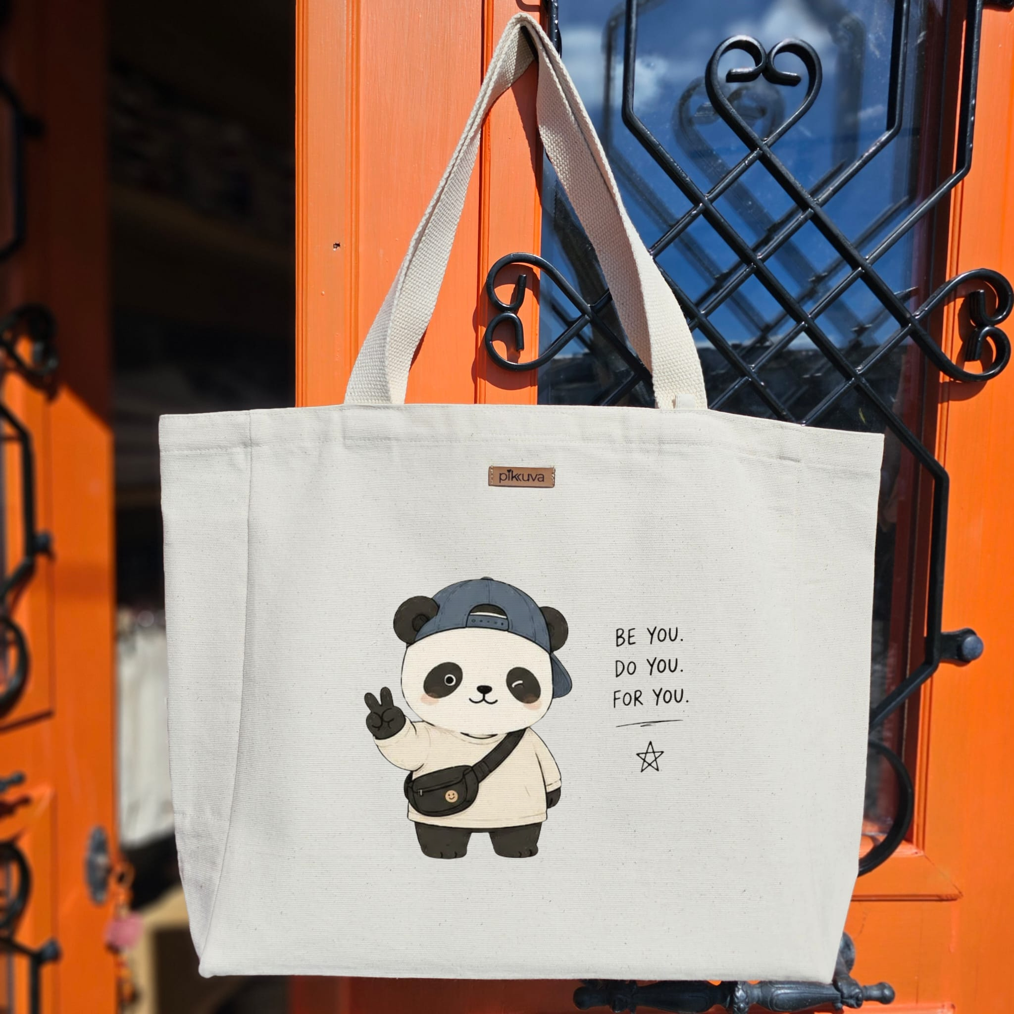 Kanvas Bez Çanta - Barış Dolu Panda Tasarımı — 20x24
