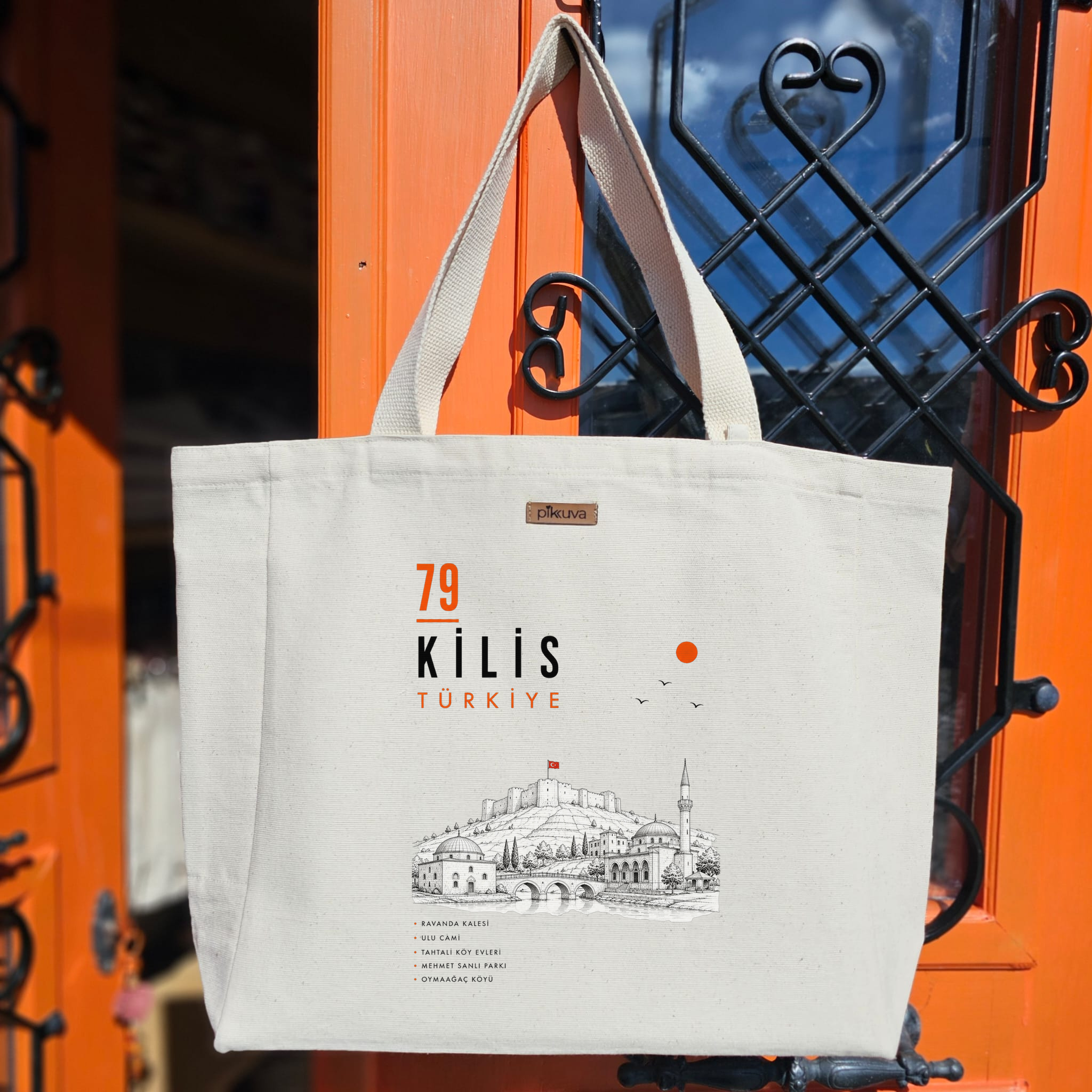 Kilis'in Tarihi Güzellikleri 79 Baskılıı Naturel Kanvas Bez Çanta Sap Beyaz Cırt Cırtlı Suluk Tutuculu — 20x24