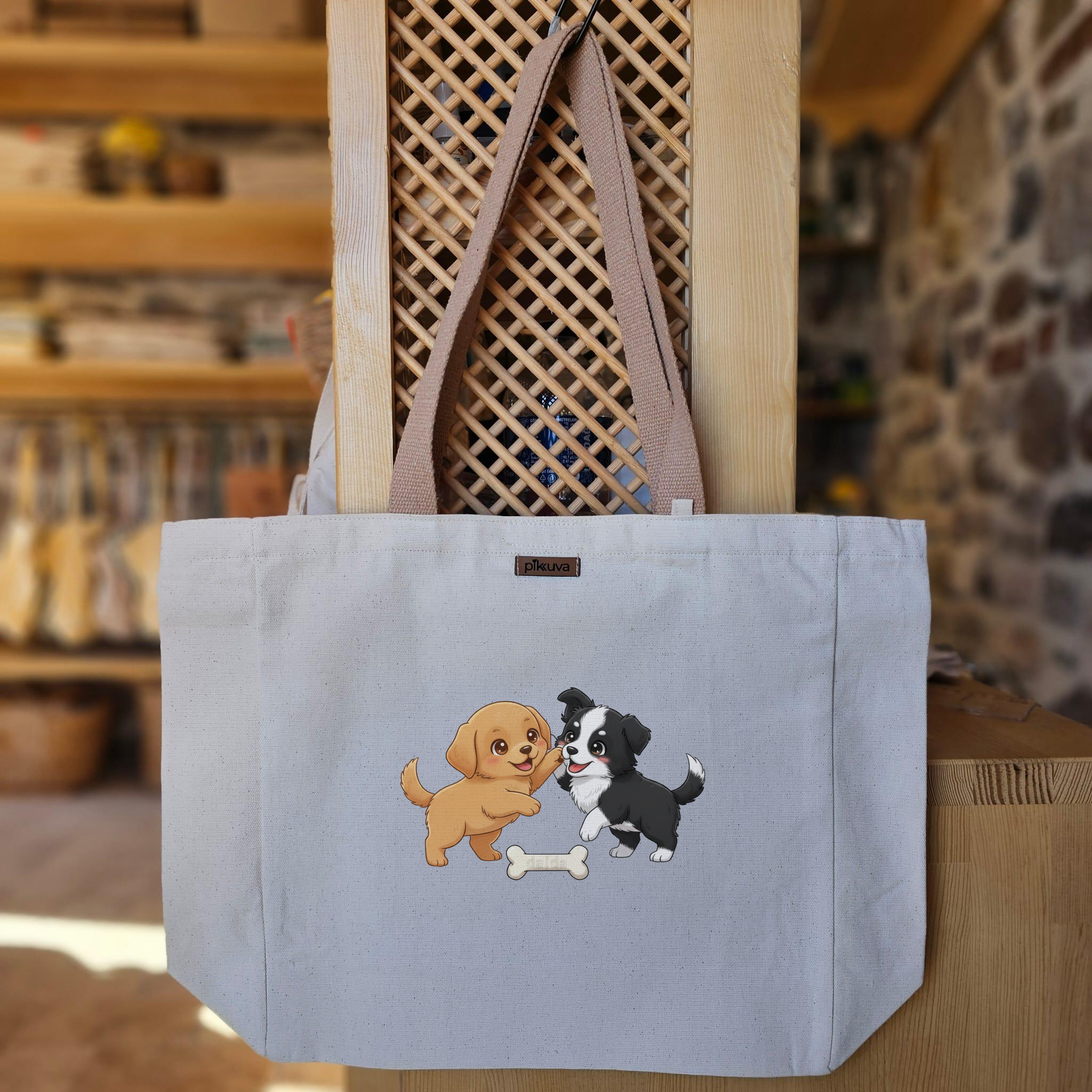 Sevimli Yavru Köpekler Oyun Zamanı Playtime Baskılı Naturel Kanvas Bez Çanta Açık Kahve Sap Beyaz Cırt Cırtlı Suluk Tutuculu — 20x24