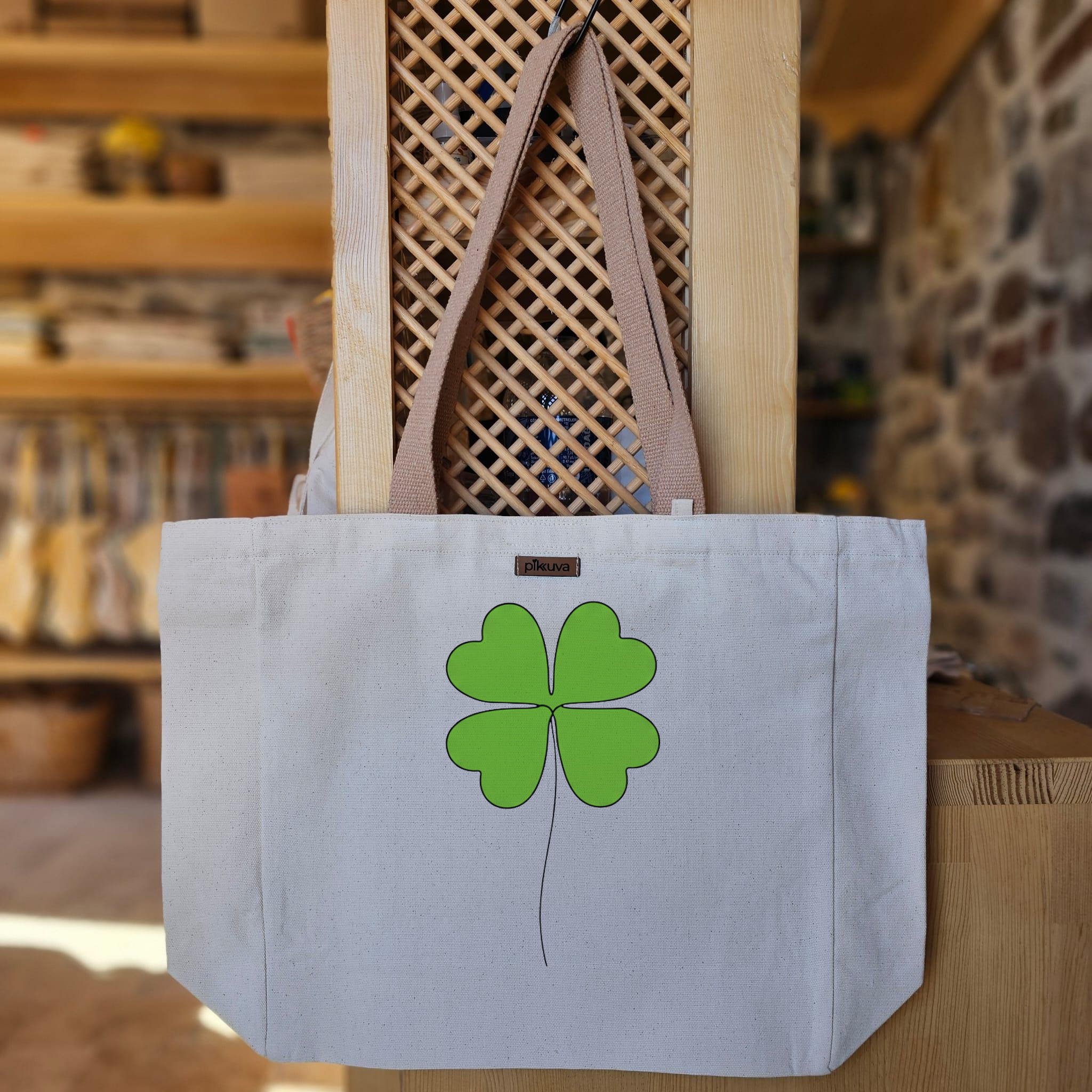 Dört Yapraklı Yonca Tasarımı Four leaf clover Baskılı Naturel Kanvas Bez Çanta Açık Kahve Sap Beyaz Cırt Cırtlı Suluk Tutuculu — 20x24