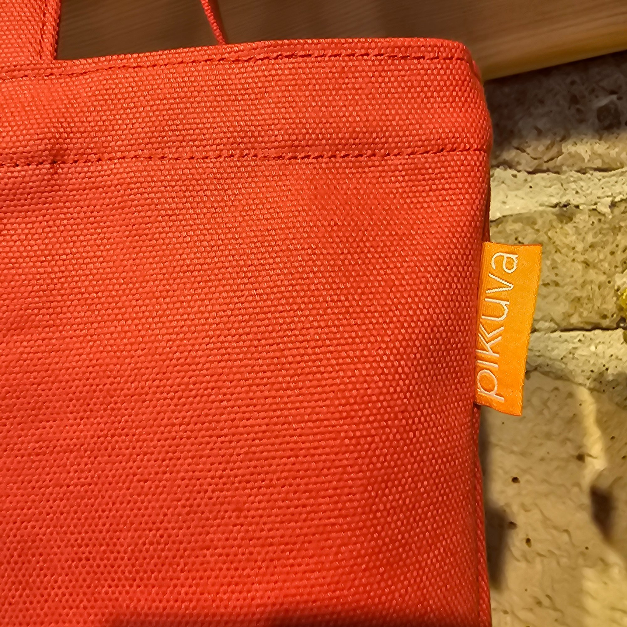 Red Canvas Bag with External Pocket and Red Handles image 3