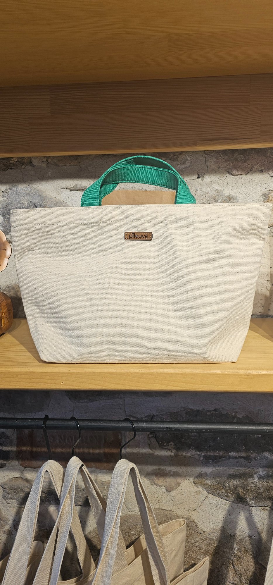 Green Handled Snap Closure Natural Canvas Bag image 2