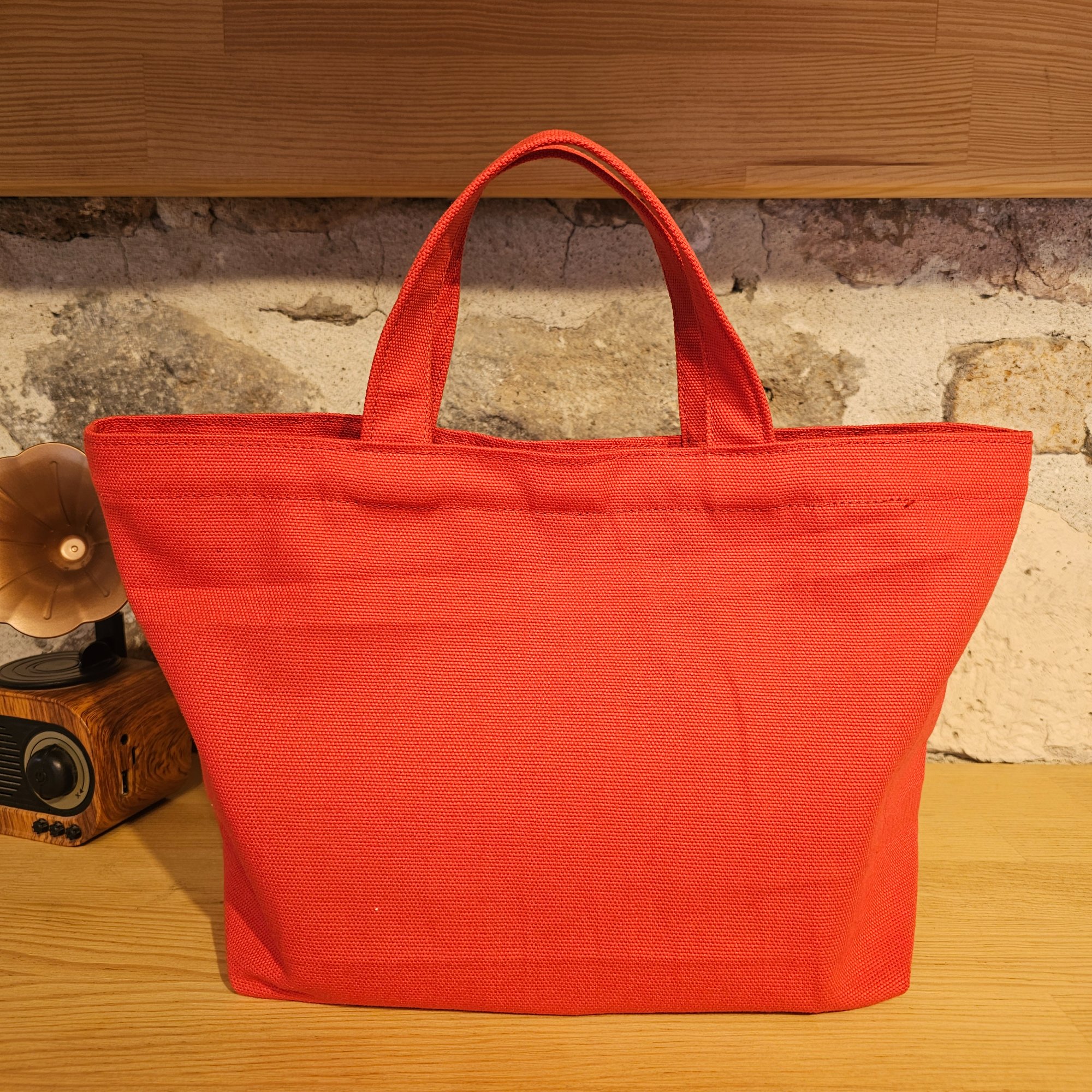Red-Handled Snap Closure Red Canvas Bag image 3