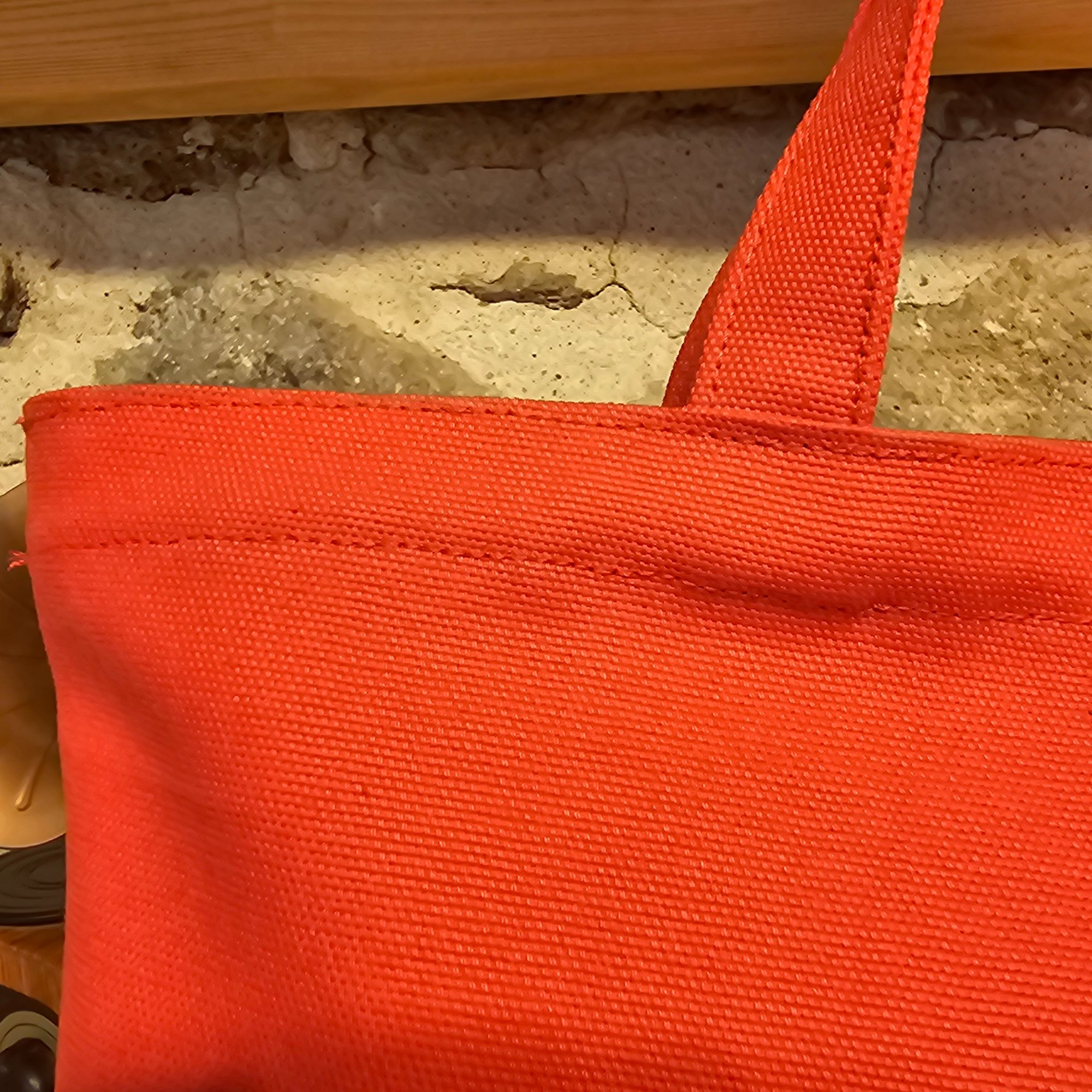 Red-Handled Snap Closure Red Canvas Bag image 4
