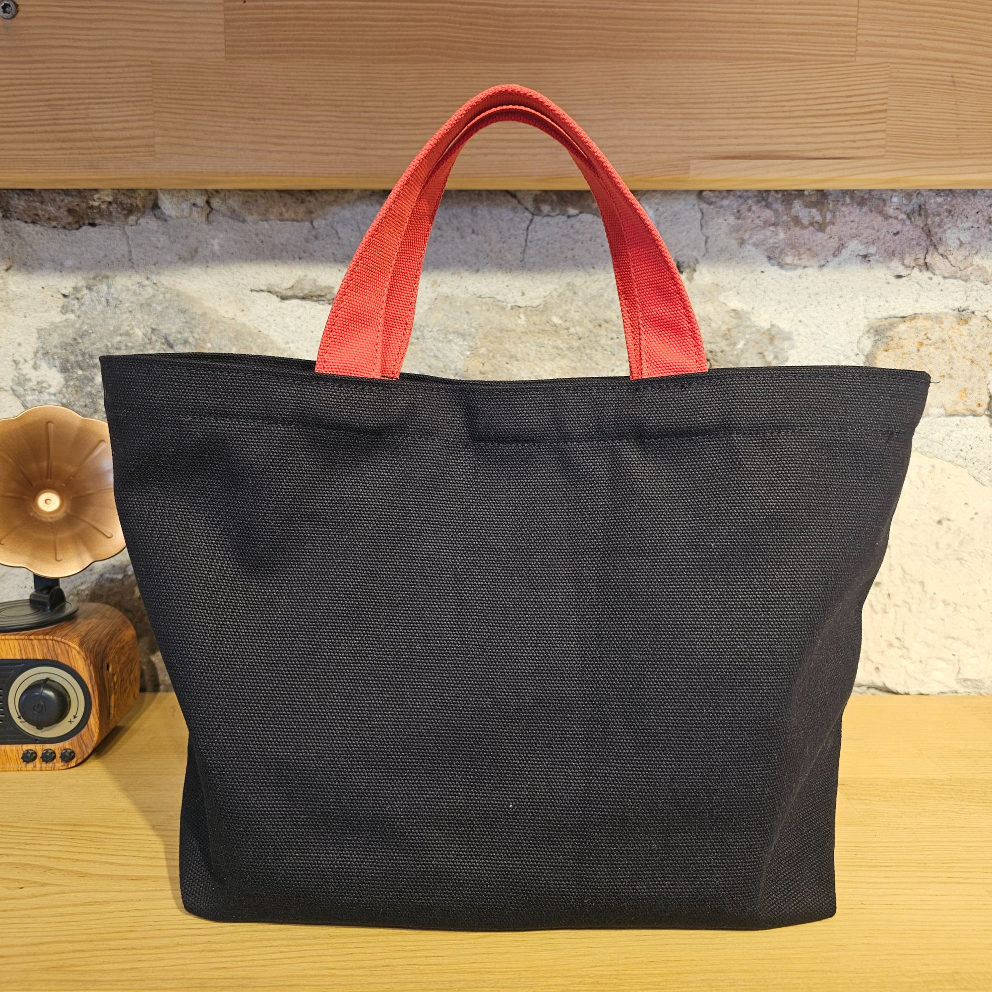 Red-Handled Snap Closure Black Canvas Bag image 7
